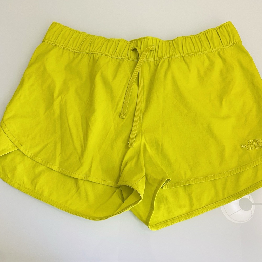 The North Face Women's Neon Green Athletic Running‎ Shorts Size Large Zip Pocket